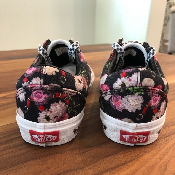 Vans- customs - Picture 4 of 14